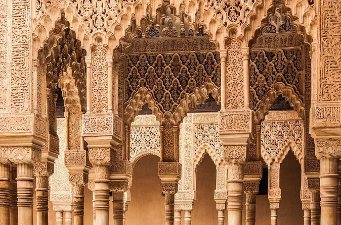 Alhambra Premium Tour in Groups of 10